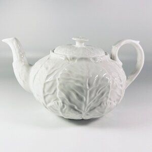 Wedgwood Teapot Country Ware All White With Embossed Leaves Excellent Condition